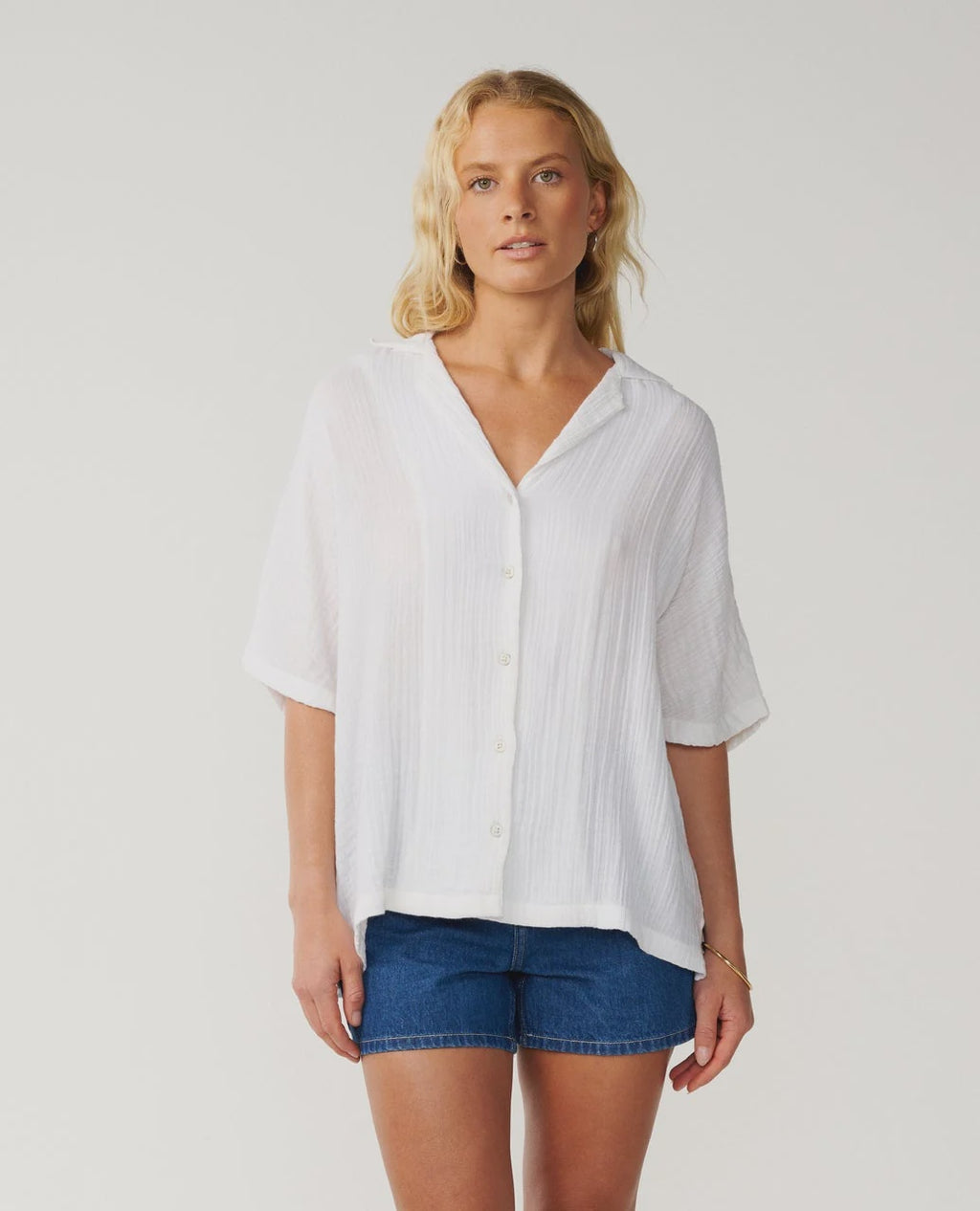 Premium Surf S/S Shirt - White