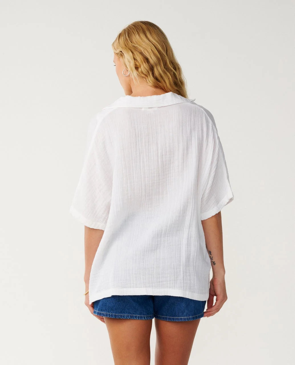 Premium Surf S/S Shirt - White