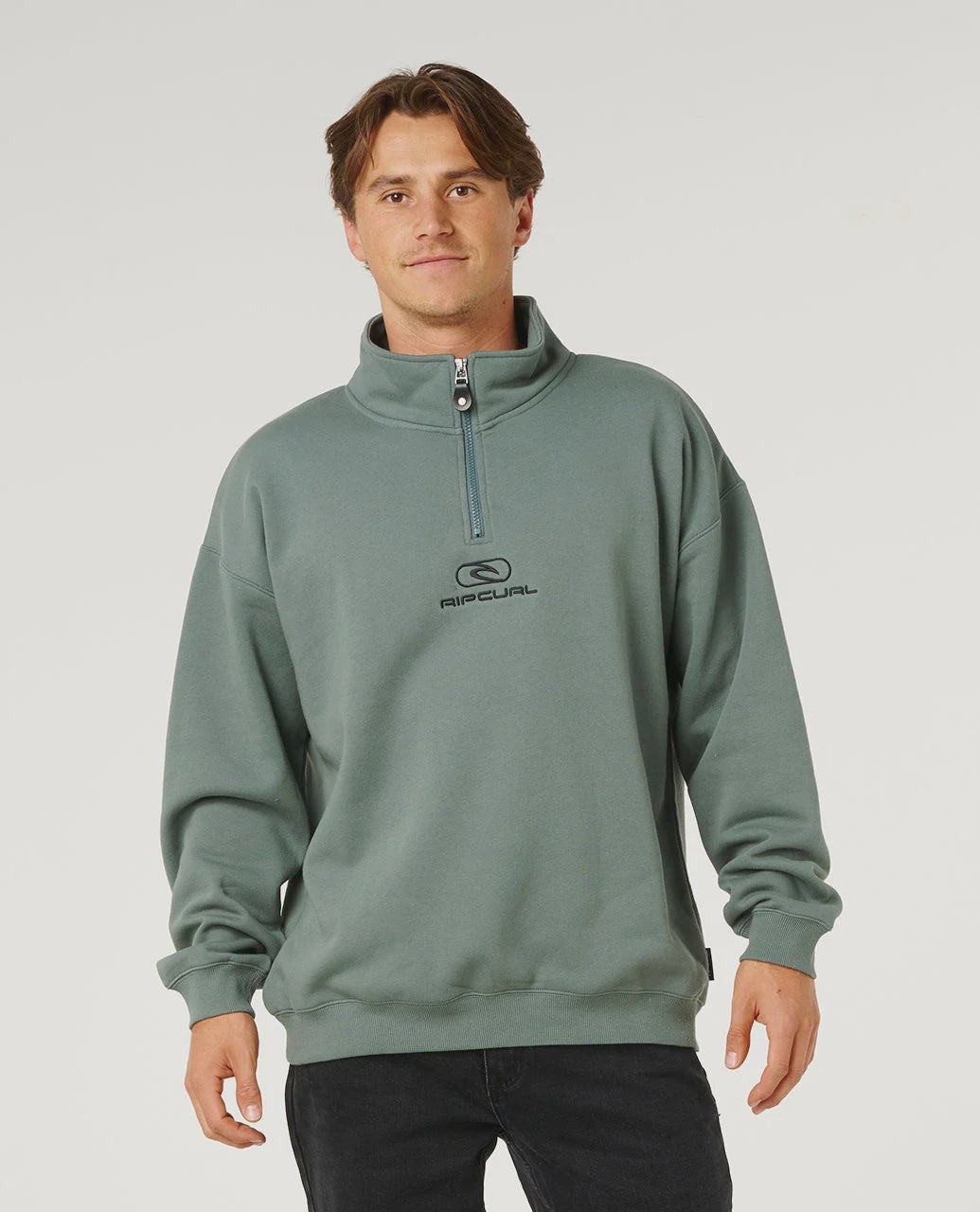 Pill Icon 1/4 Zip Crew - Moss