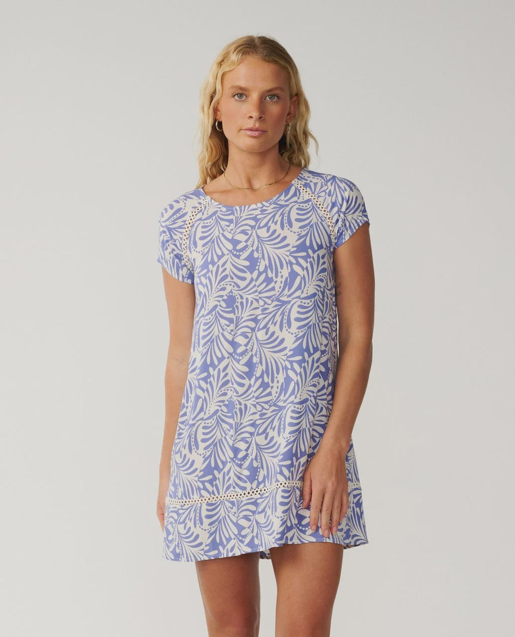 Party Wave Shift Dress