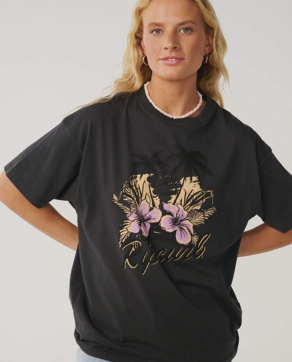 Party Wave Heritage Graphic Tee