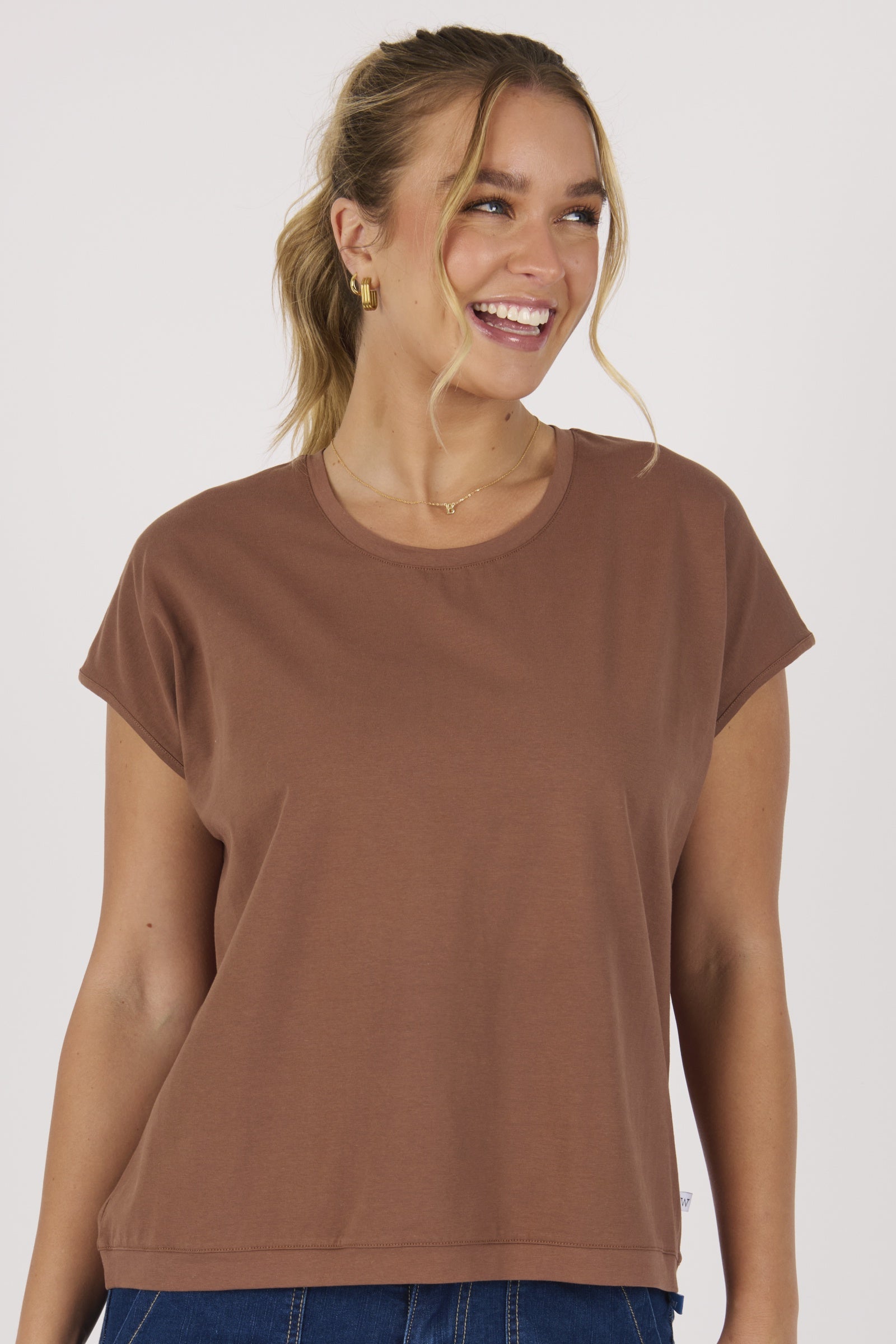 Shell Round Neck Tee - Acorn