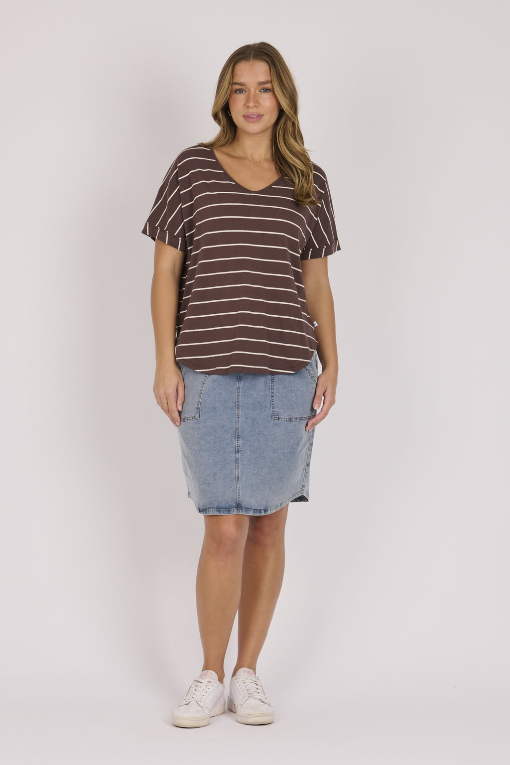 V-Neck Curve Hem Tee - Stripe