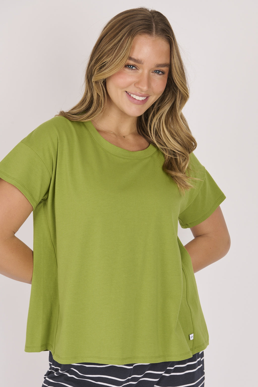 Pleated Back Tee - Green