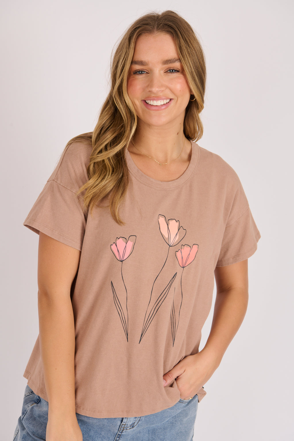Pleat Back Tee -Coffee