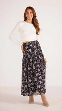 Load image into Gallery viewer, Luzette Midi Skirt
