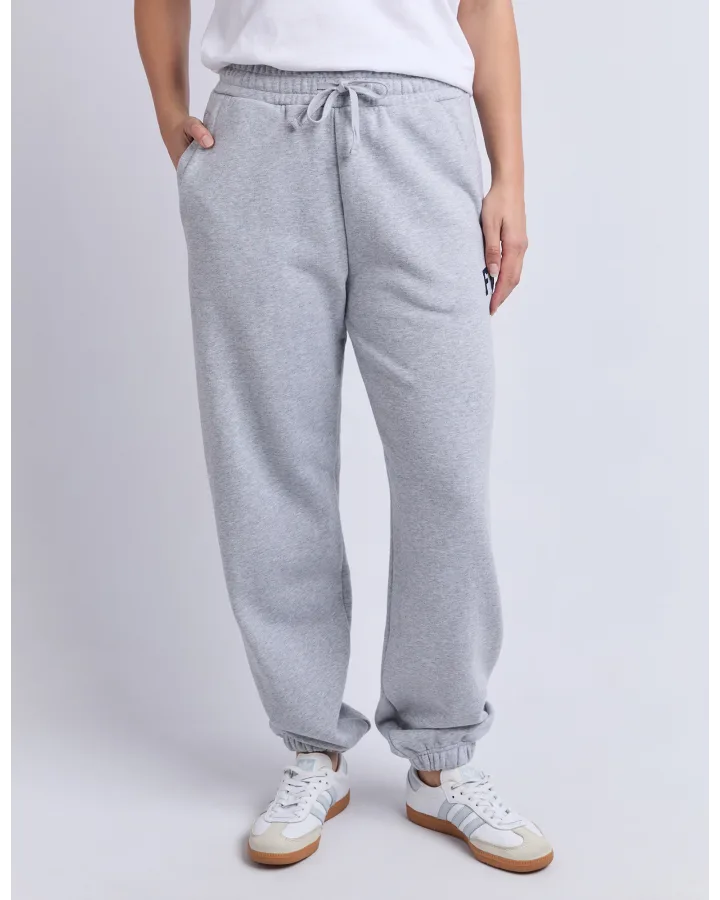Intention Trackpant - Grey