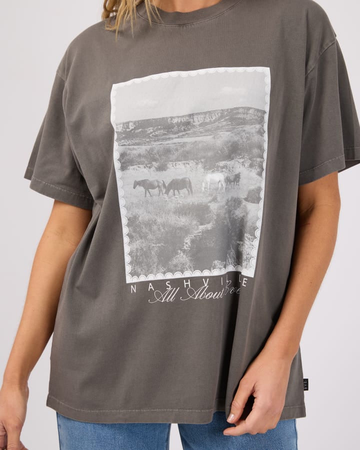NASHVILLE RELAXED TEE
