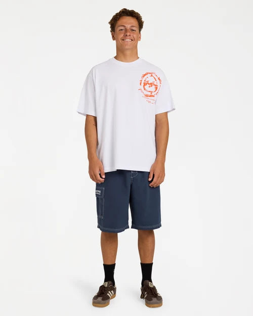 THROW ON 22" BOARDSHORTS