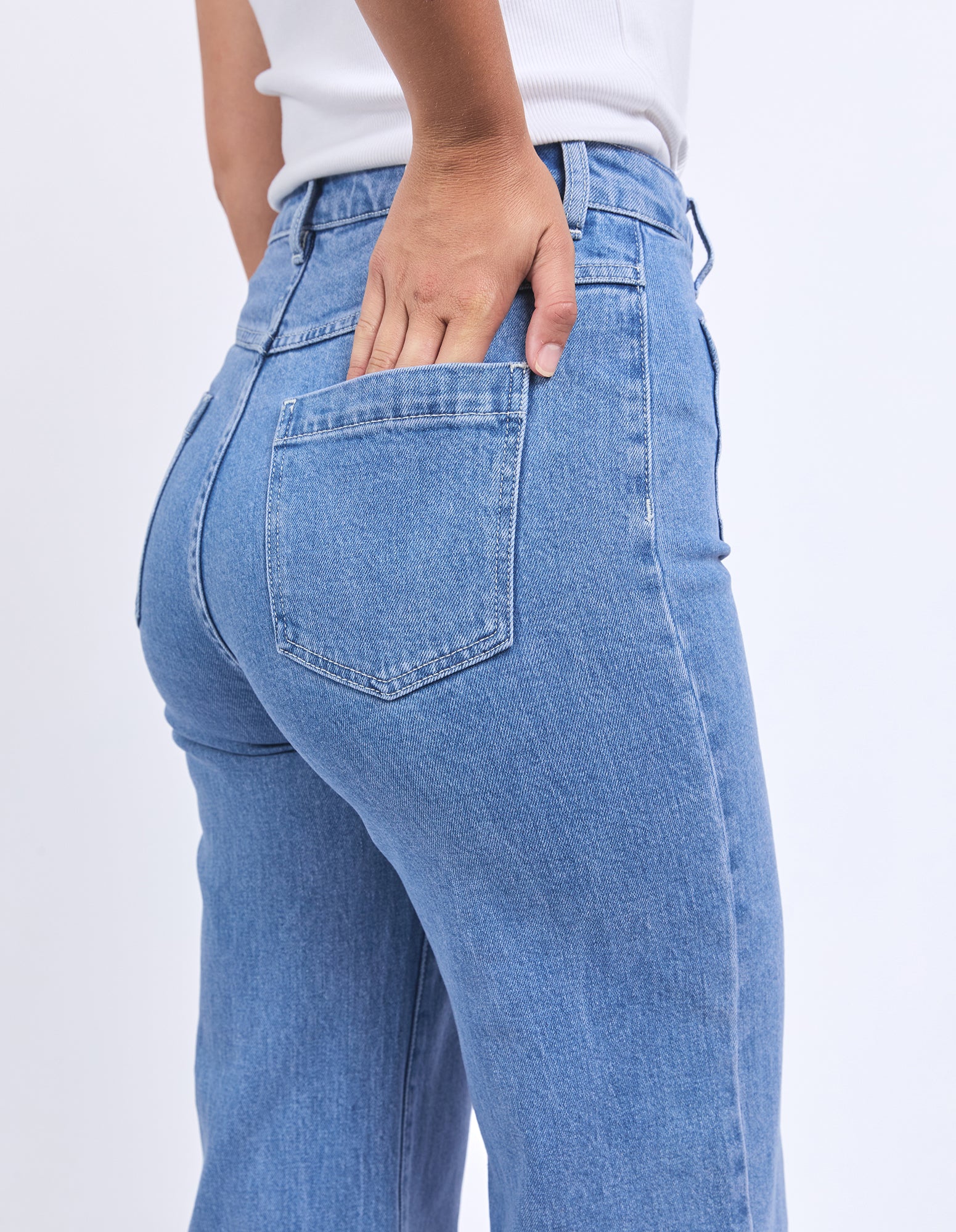 Sarah Crop Jean