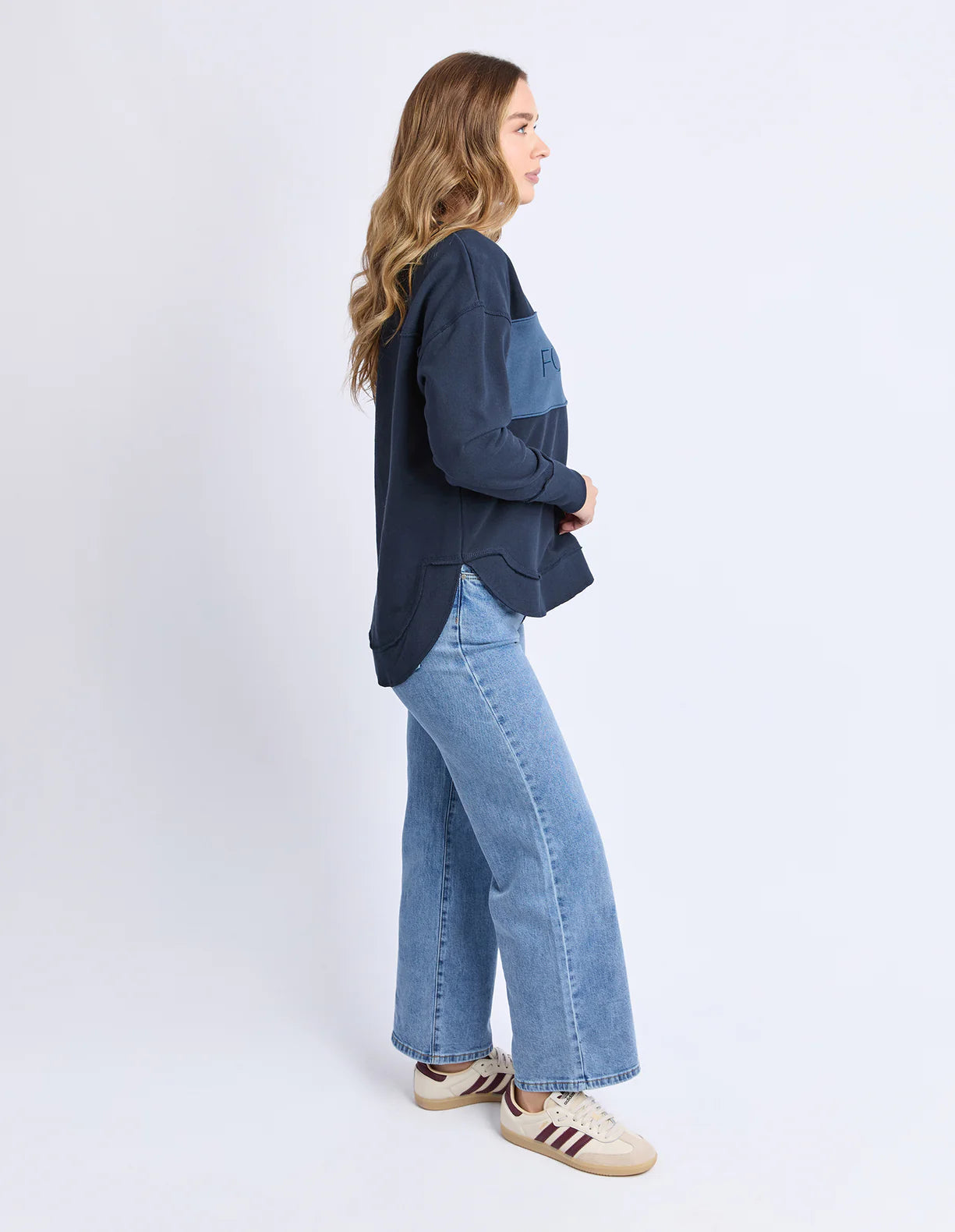 Simplified Tonal Crew - Navy