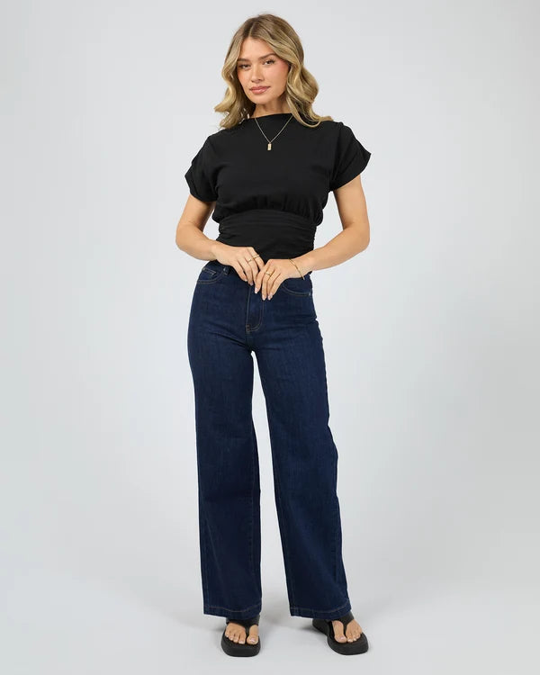 AAE Halle Tee