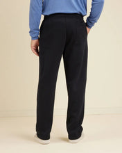 Load image into Gallery viewer, Classic Snowy Mt Fleece Pant - Black
