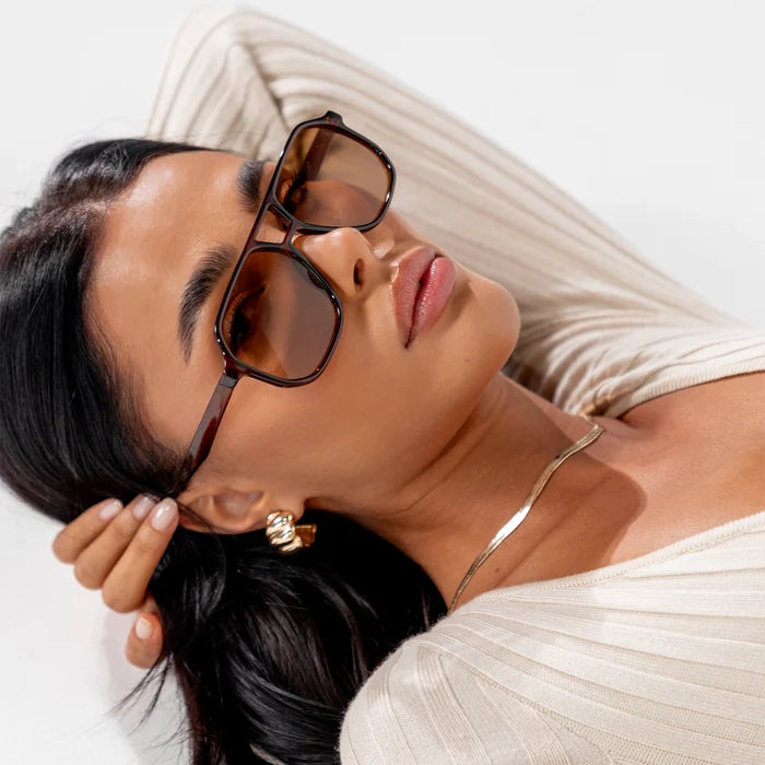 Delilah - Brown/Brown