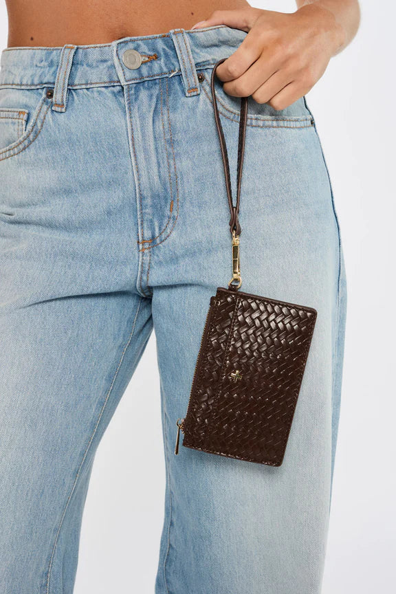 Keira Swing Wallet - Chocolate