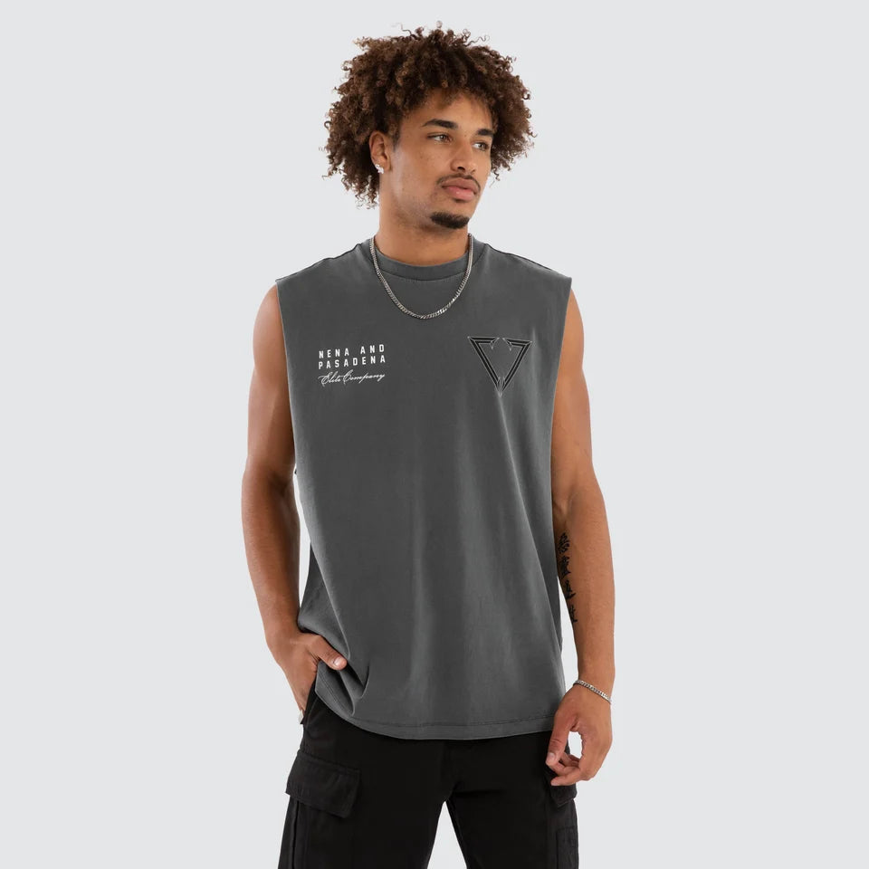 Fumis Relaxed Muscle Tee