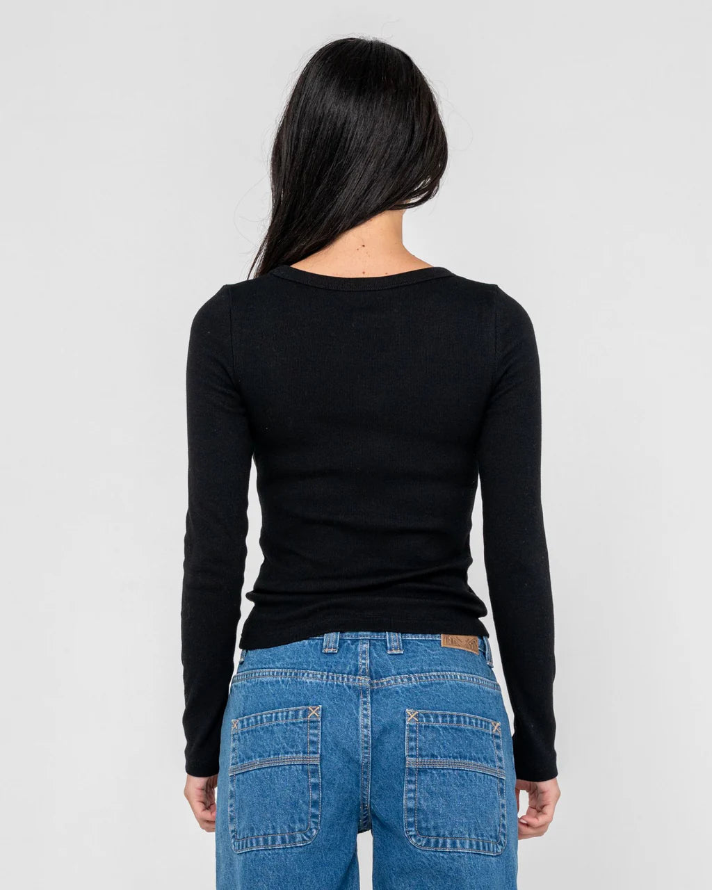 Rusty Essentials Fitted L/S Tee