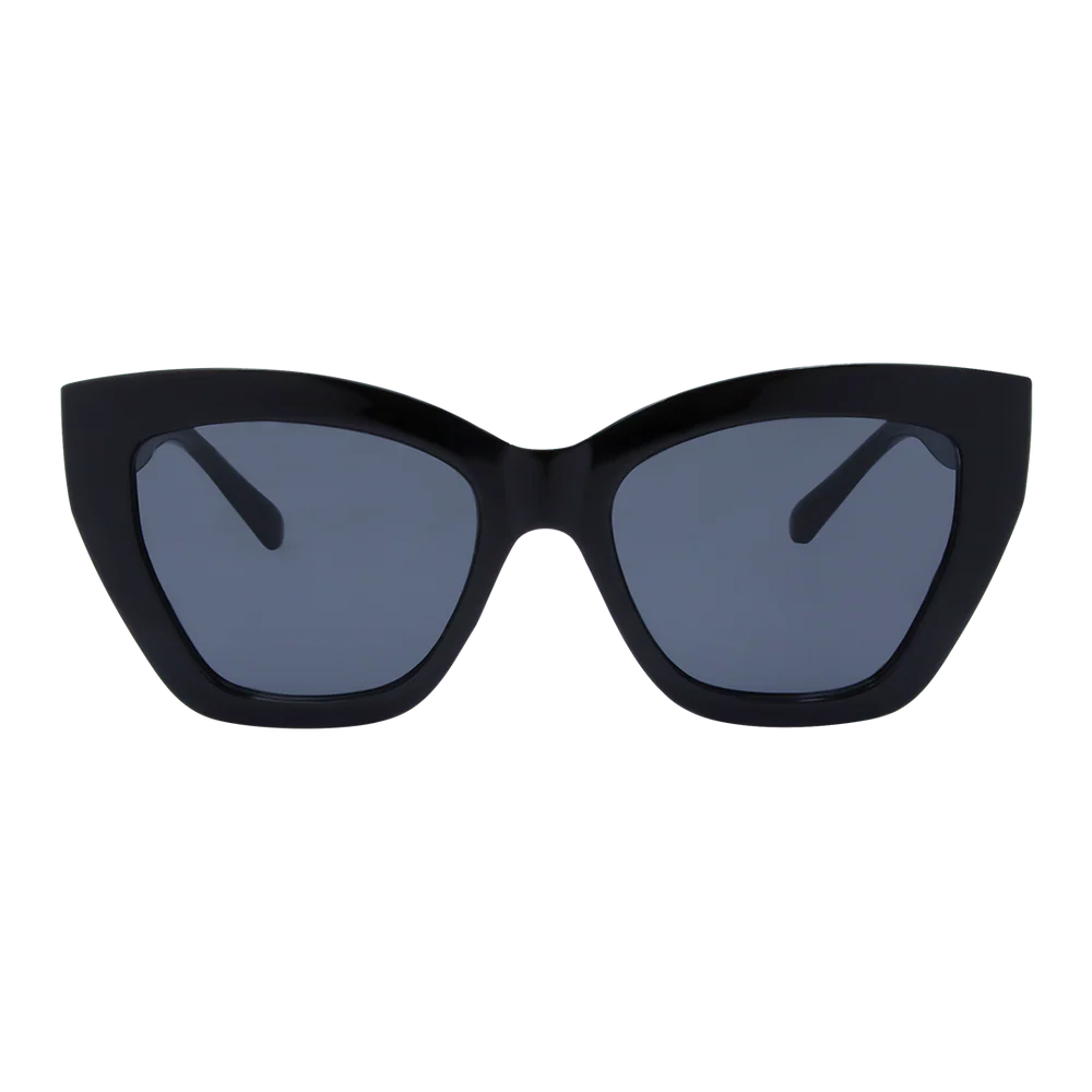Winona - Black/Smoke
