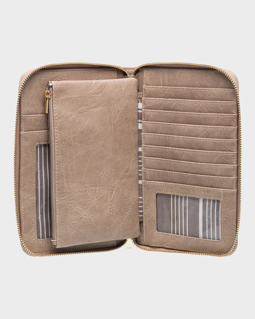Magic Happens Wallet