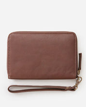 Load image into Gallery viewer, K-Roo RFID Leather Brown
