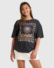 Load image into Gallery viewer, Waves and Sun T-Shirt - Girls
