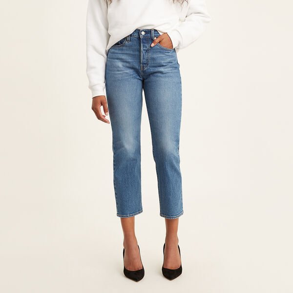 Wedgie Fit Straight Jeans