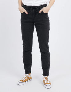 Juliette Jogger Jean - Washed Black