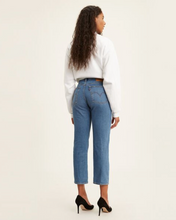 Load image into Gallery viewer, Wedgie Fit Straight Jeans
