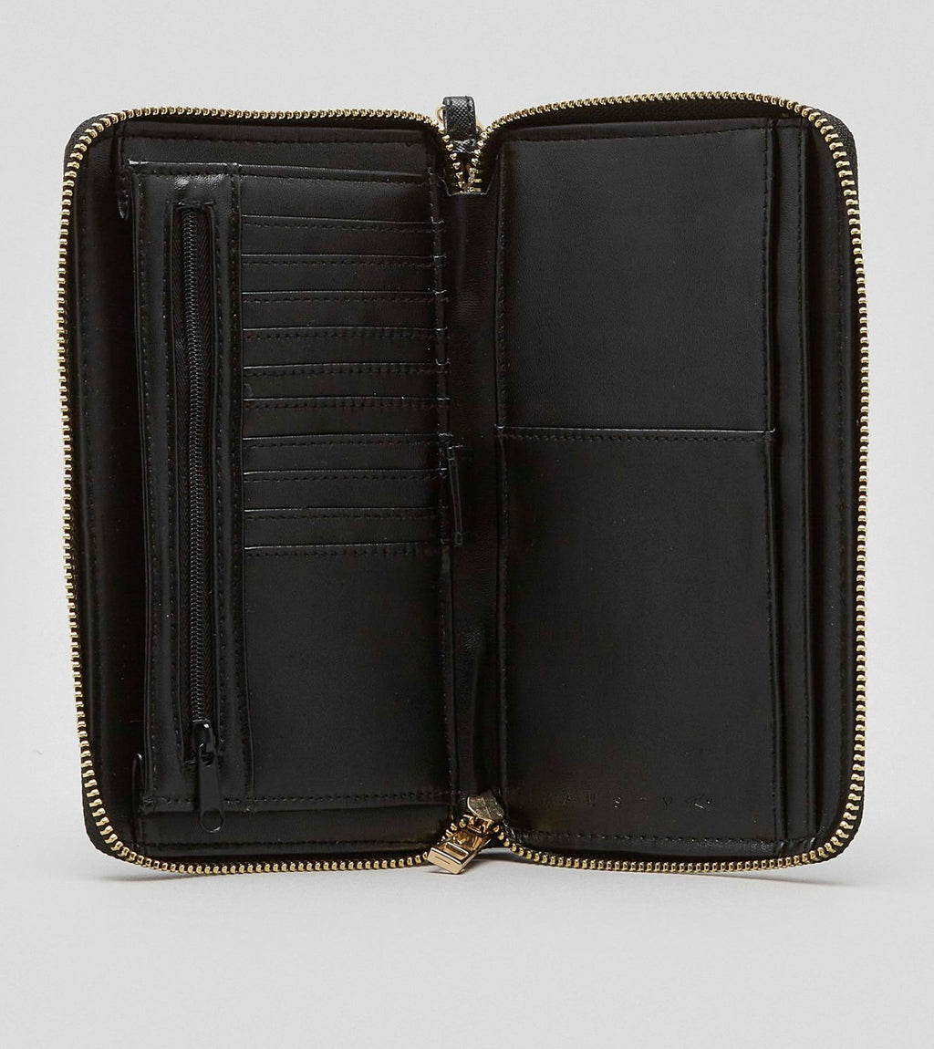 Aaliyah Travel Wallet