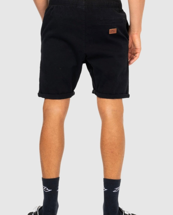 Hooked On 18 Elastic Short - Black