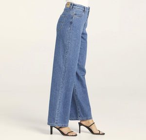 Hi Wide Leg Jean