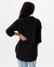 Load image into Gallery viewer, Premium Surf L/S BT Shirt-Black
